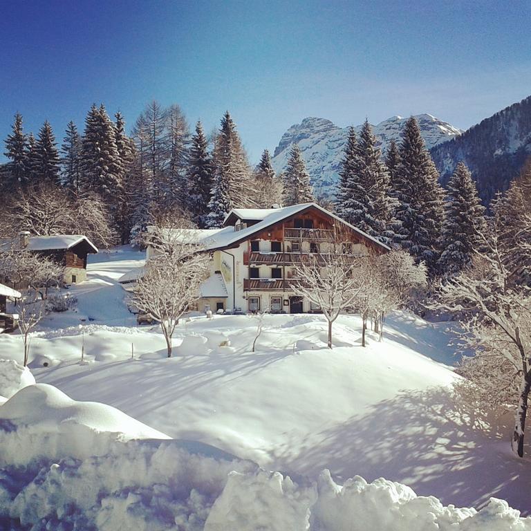 Rifugio Caltena Фиера ди Примиеро Екстериор снимка